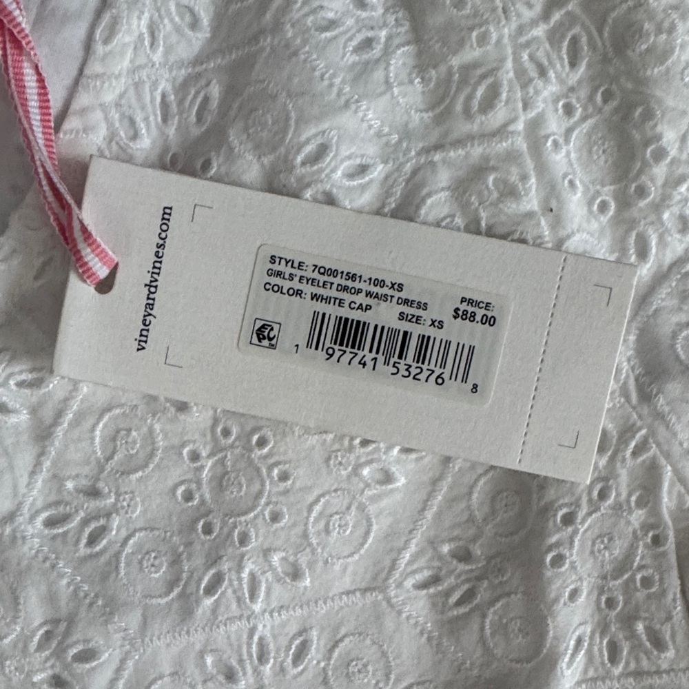 NWT Vineyard Vines Charming White Eyelet Kids Dress - Picture 2 of 7